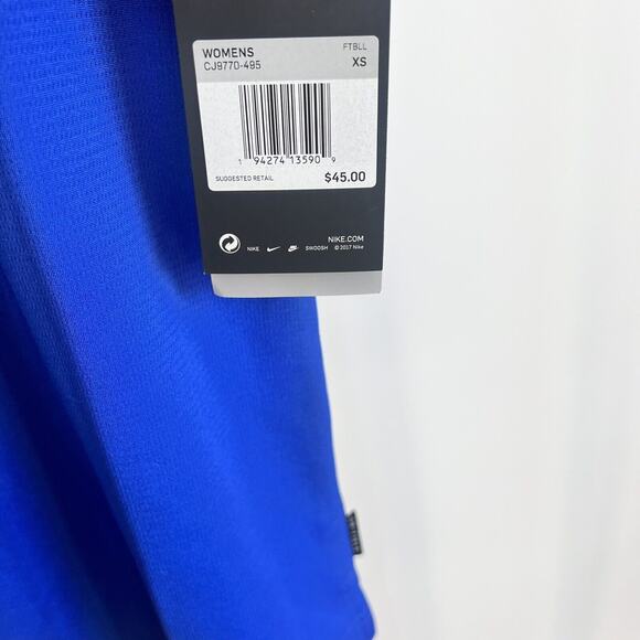 NWT New York GIANTS Nike Dri-fit Performance On FIELD‎ Women's Tee Shirt Size XS - Picture 4 of 5